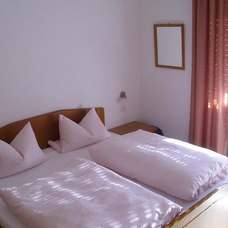 Gasthof Zur Frohen Einkehr Reichardsroth Habitación foto